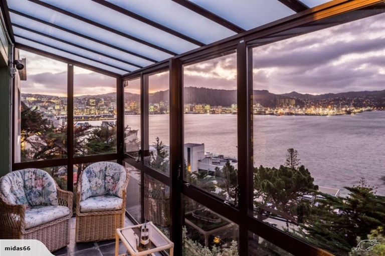 Photo of property in 9u6 Wilkinson Street, Oriental Bay, Wellington, 6011