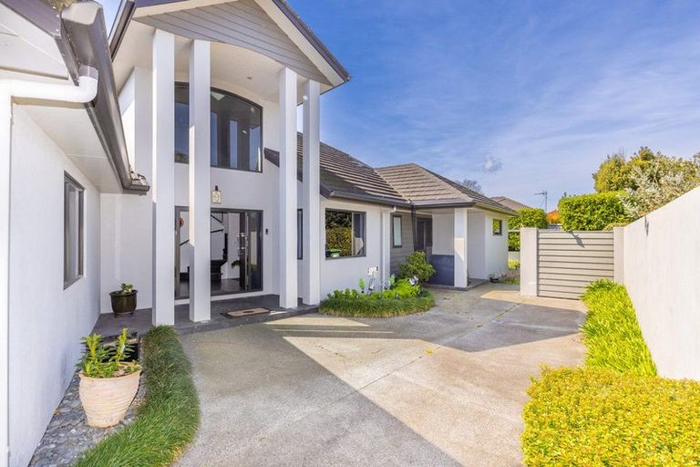 Photo of property in 15 Naomi Place, Cambridge, 3434