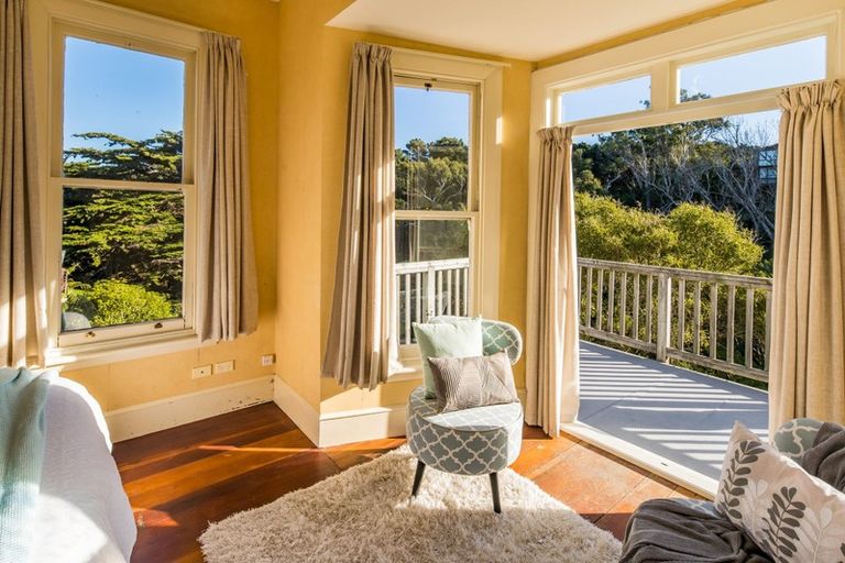 Photo of property in 32 Crieff Street, Northland, Wellington, 6012