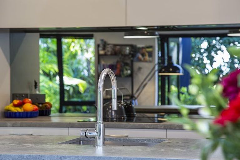 Photo of property in 20b Cambridge Road, Riverhead, 0820