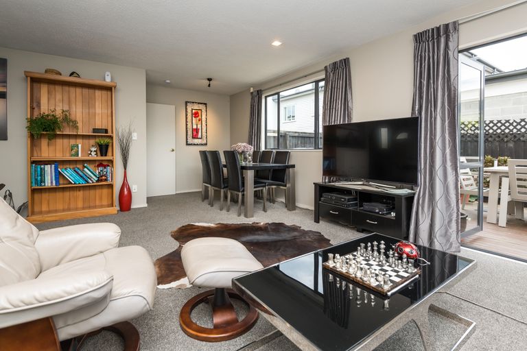 Photo of property in 6/42 Champion Street, Edgeware, Christchurch, 8013