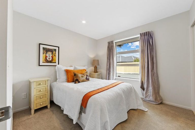 Photo of property in 9 Tawa Place, Parklands, Christchurch, 8083