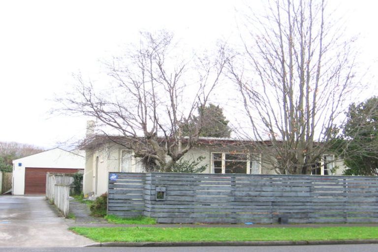 Photo of property in 37 Manawatu Street, Hokowhitu, Palmerston North, 4410