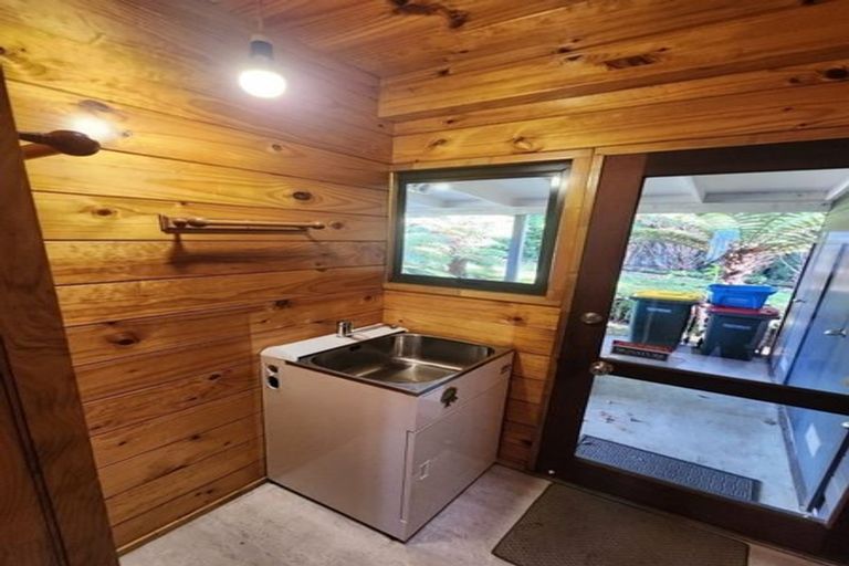 Photo of property in 207a Kawaha Point Road, Kawaha Point, Rotorua, 3010