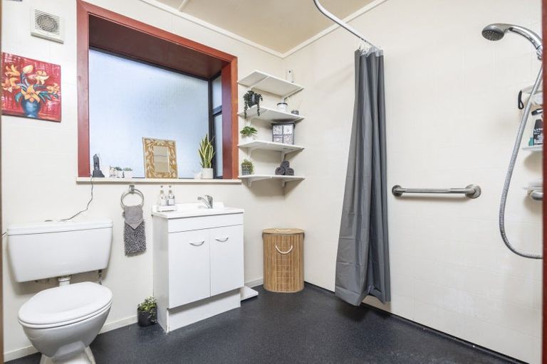 Photo of property in 114 Dunrobin Street, Waverley, Dunedin, 9013
