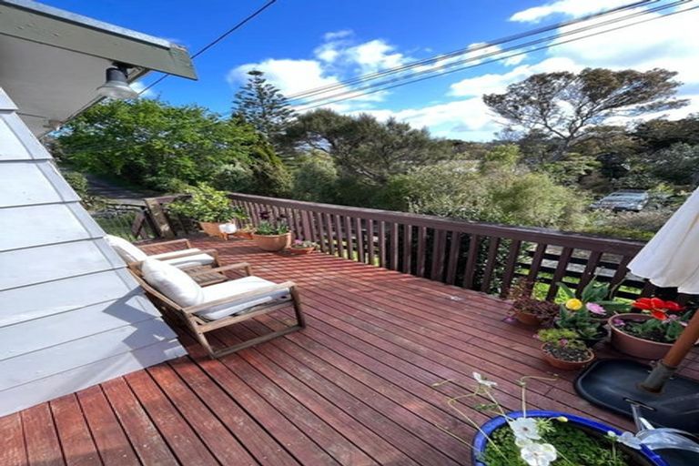 Photo of property in 25 Tawa Road, Te Atatu Peninsula, Auckland, 0610