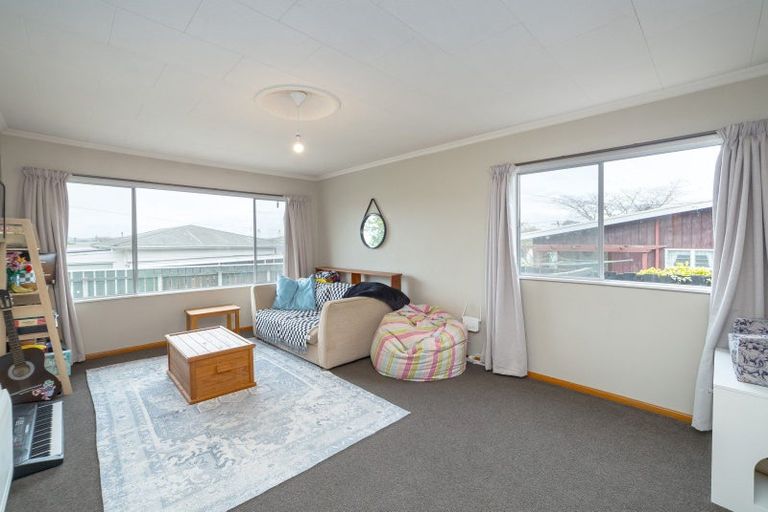 Photo of property in 17a Keir Crescent, Lansdowne, Masterton, 5810