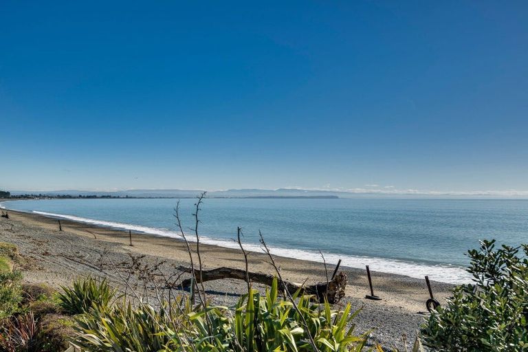 Photo of property in 265 Clifton Road, Te Awanga, 4102