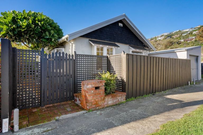 Photo of property in 65 Wiggins Street, Sumner, Christchurch, 8081