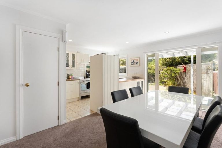 Photo of property in 284 Waiwhetu Road, Fairfield, Lower Hutt, 5011