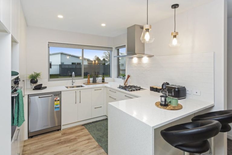 Photo of property in 21 Kakapo Lane, Redwood, 8051