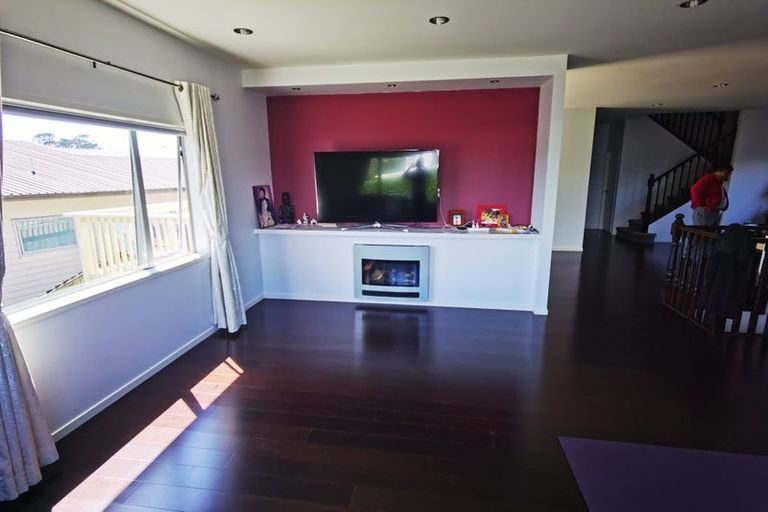 Photo of property in 72 Oakway Drive, Schnapper Rock, Auckland, 0632