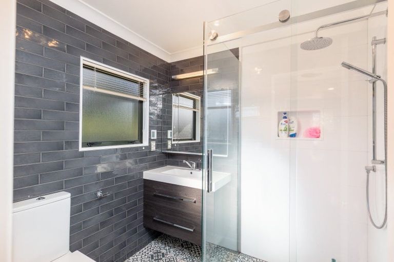 Photo of property in 17 Mary Huse Grove, Manor Park, Lower Hutt, 5019