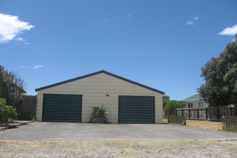 Photo of property in 99 Pukehina Parade, Pukehina, Te Puke, 3189