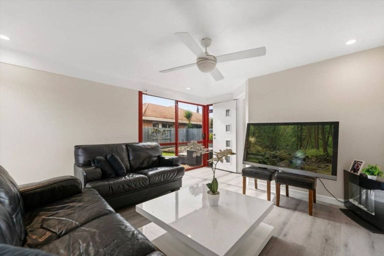 Photo of property in 8 Monterey Key, Papamoa Beach, Papamoa, 3118