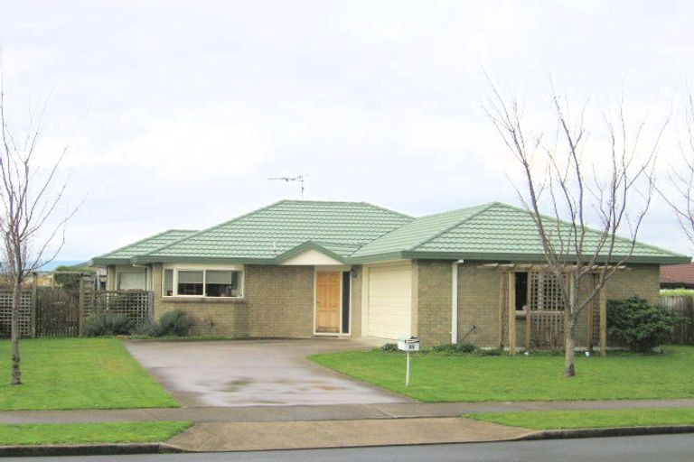 Photo of property in 27 Farnborough Drive, Nawton, Hamilton, 3200