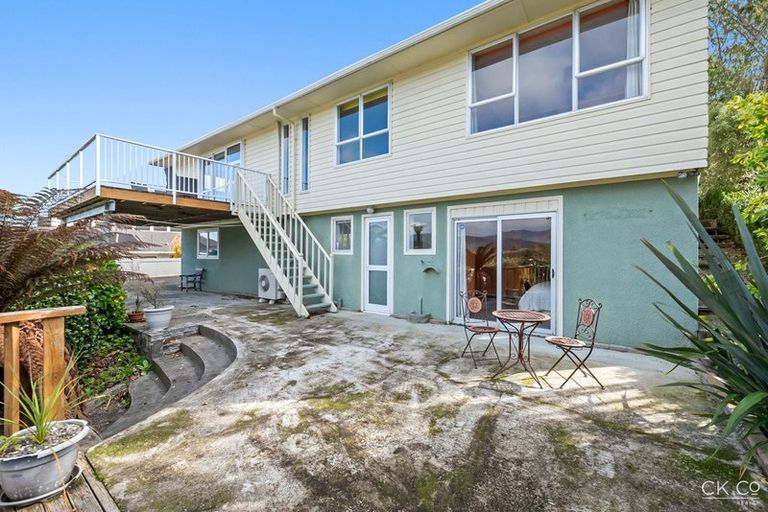 Photo of property in 12 Alleyne Court, Brown Owl, Upper Hutt, 5018