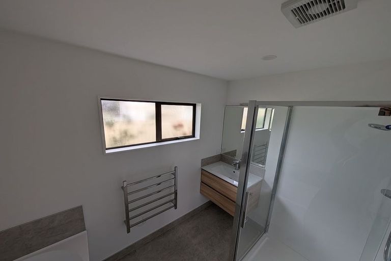 Photo of property in 1/40 Phillip Street, Johnsonville, Wellington, 6037