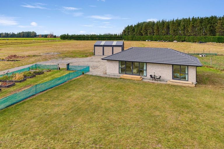 Photo of property in 484 Pesters Road, West Eyreton, Rangiora, 7475