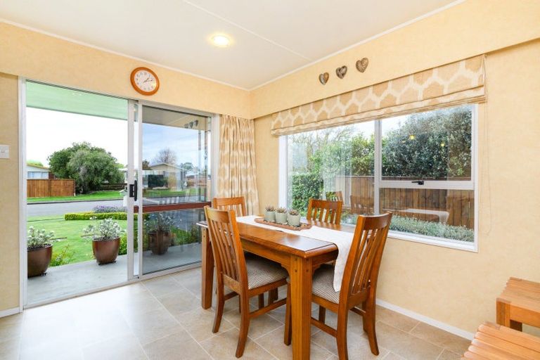 Photo of property in 70 Sherwill Street, Feilding, 4702
