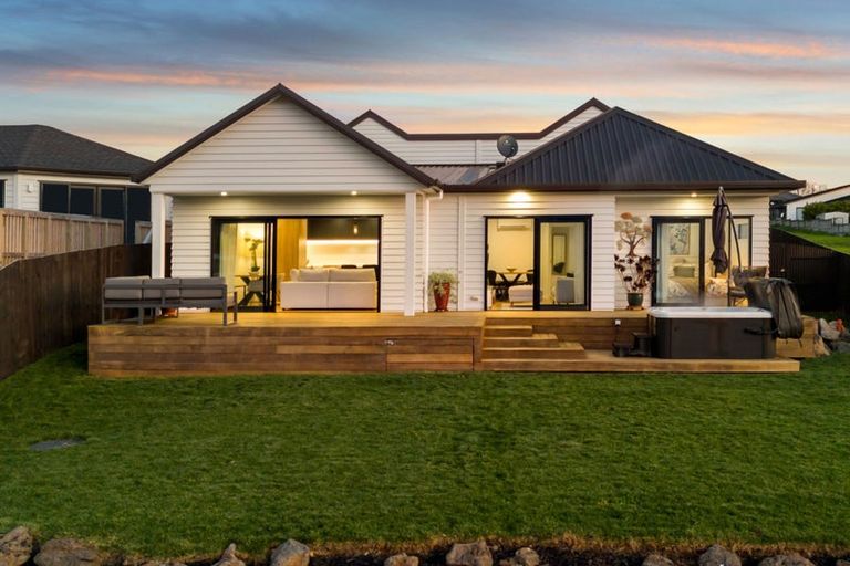 Photo of property in 29 Josh Road, Huapai, Kumeu, 0810