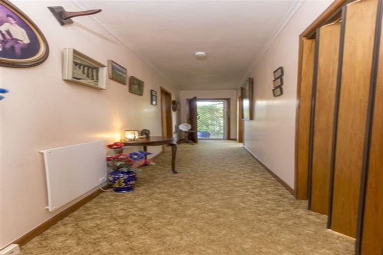 Photo of property in 220 Saint Marys Avenue, Te Awamutu, 3800