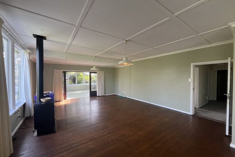 Photo of property in 70 Pembroke Road, Northland, Wellington, 6012