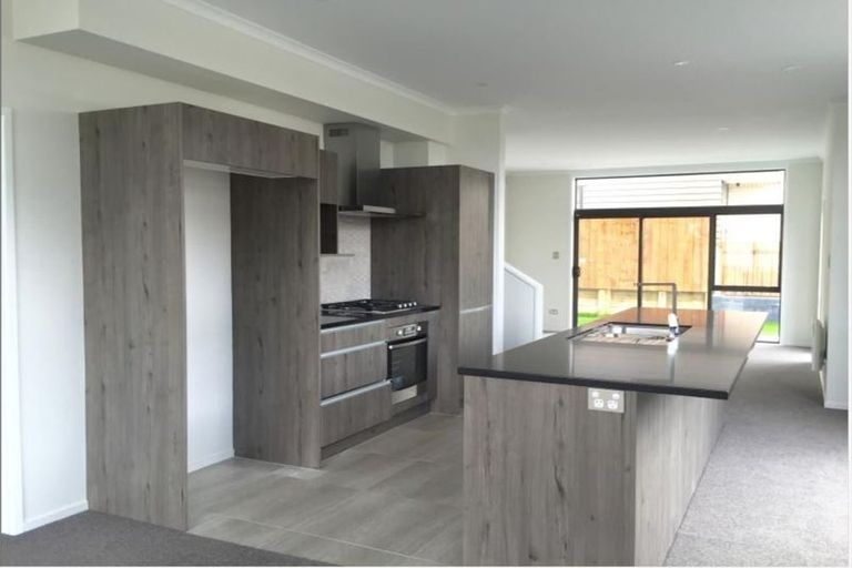 Photo of property in 1 Mapou Road, Hobsonville, Auckland, 0616