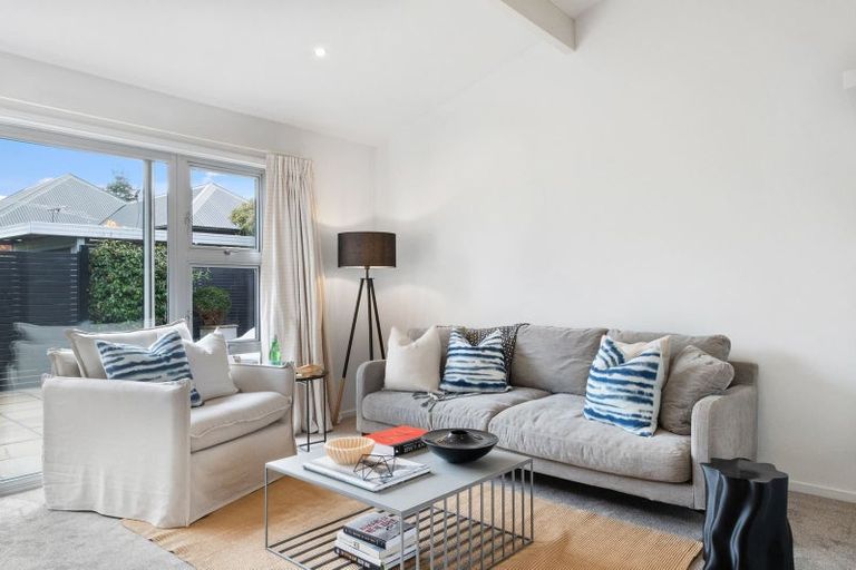 Photo of property in 2/42 Gordon Avenue, St Albans, Christchurch, 8014