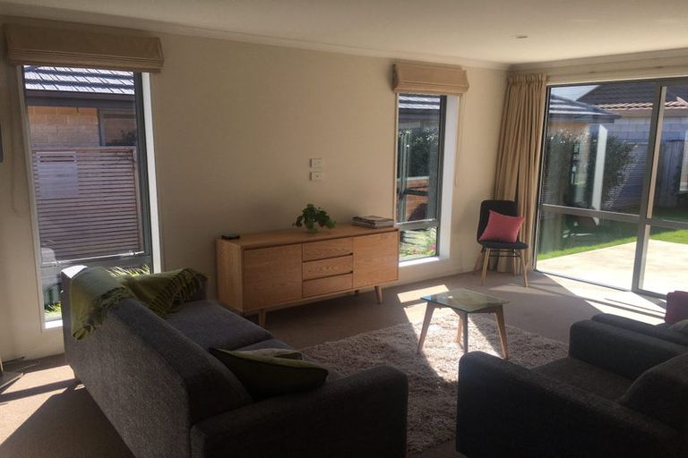 Photo of property in 2 Acorn Way, Stoke, Nelson, 7011
