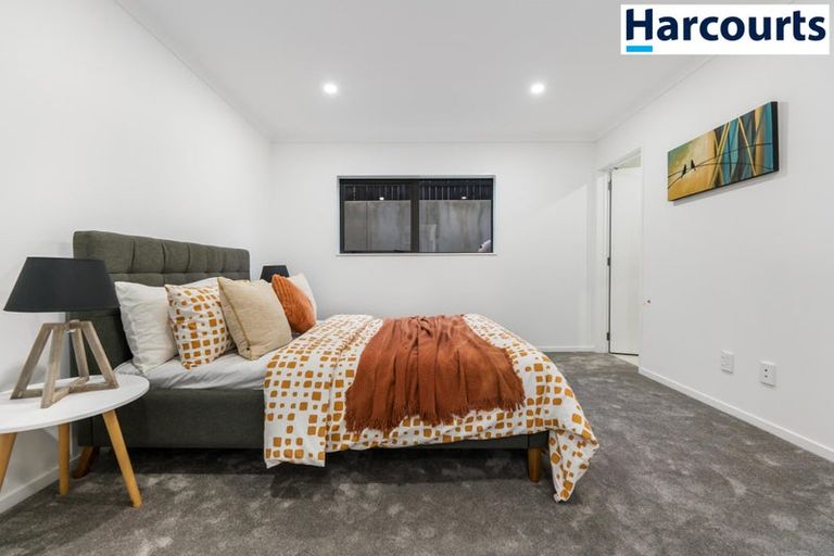 Photo of property in 4/7 Glen Road, Ranui, Auckland, 0612