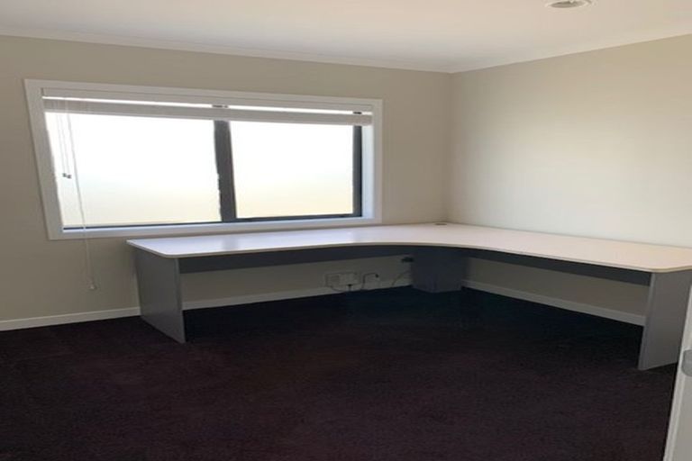 Photo of property in 61a Fairmount Road, Titirangi, Auckland, 0604