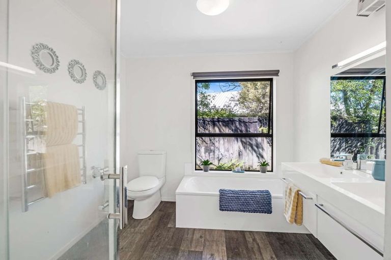 Photo of property in 9 Ludlow Place, Parklands, Christchurch, 8083