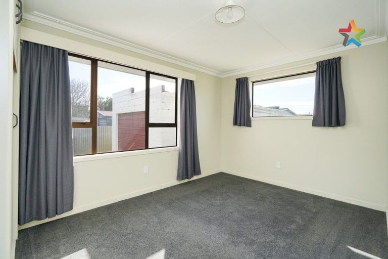 Photo of property in 216 Conyers Street, Strathern, Invercargill, 9812