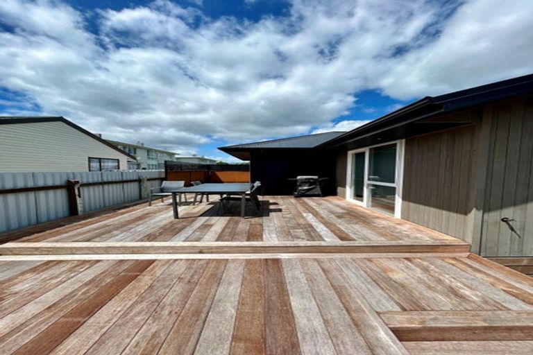 Photo of property in 50 Pahiatua Street, Hokowhitu, Palmerston North, 4410