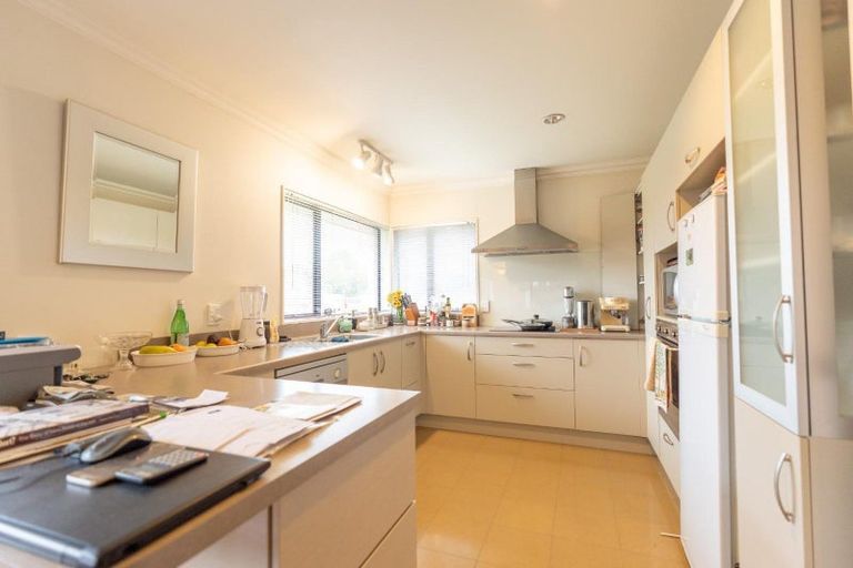 Photo of property in 215 Park Road, Hokowhitu, Palmerston North, 4410