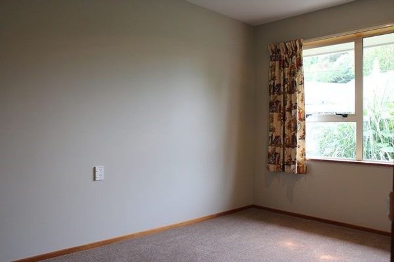 Photo of property in 21 Happy Home Road, Westmorland, Christchurch, 8025