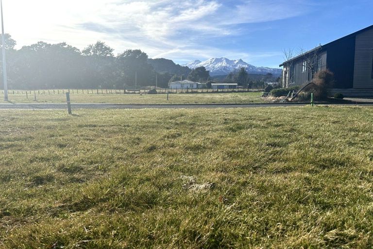 Photo of property in 9 Awatea Place, Ohakune, 4625