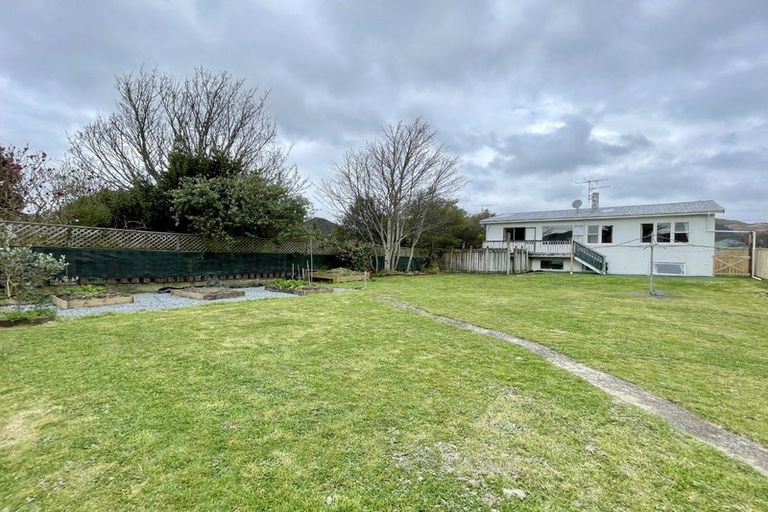 Photo of property in 72 Miro Street, Trentham, Upper Hutt, 5018