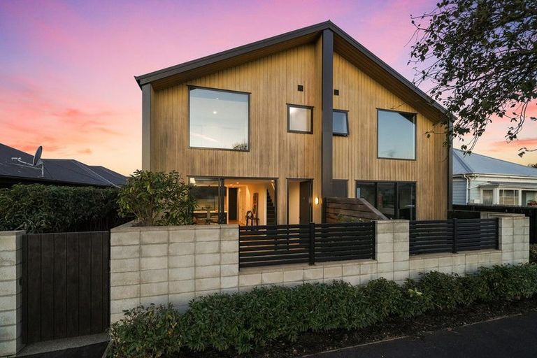 Photo of property in 18b Collins Street, Addington, Christchurch, 8024