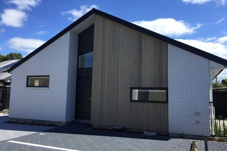 Photo of property in 7/59 Waimairi Road, Upper Riccarton, Christchurch, 8041