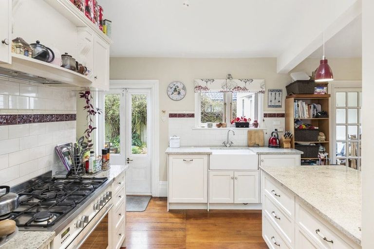 Photo of property in 123 Studholme Street, Somerfield, Christchurch, 8024
