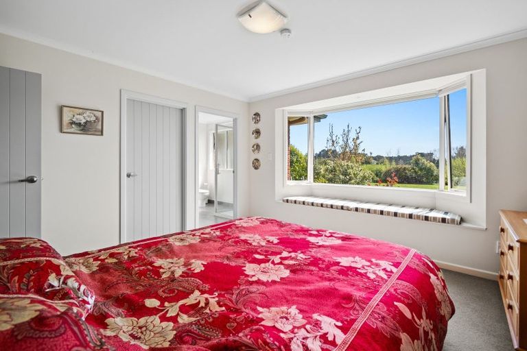 Photo of property in 472 Lees Road, Feilding, 4775