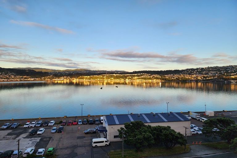 Photo of property in Shelley Bay Terraces, 3/61 Maupuia Road, Maupuia, Wellington, 6022