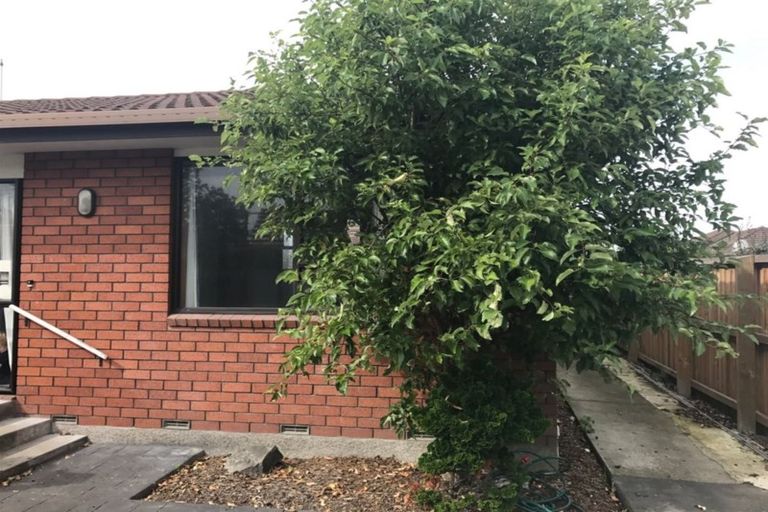 Photo of property in 14 Fovant Street, Russley, Christchurch, 8042