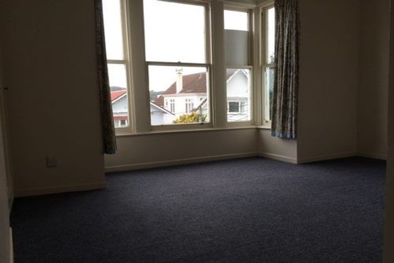 Photo of property in 16a Thompson Street, Mount Cook, Wellington, 6011