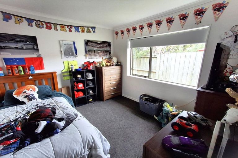Photo of property in 32 Katerini Grove, Papamoa Beach, Papamoa, 3118