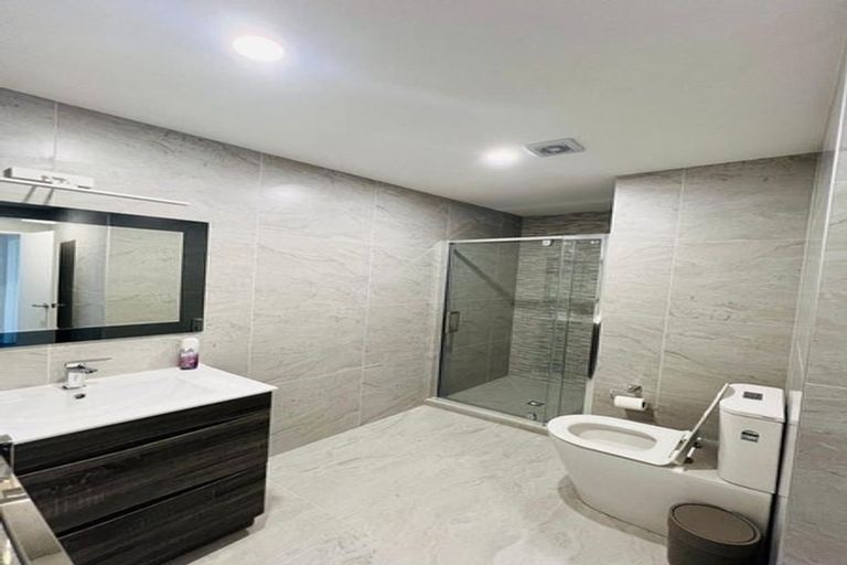 Photo of property in 10b George Street, Mangere East, Auckland, 2024