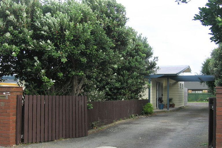 Photo of property in 26 Mahana Road, Paraparaumu Beach, Paraparaumu, 5032