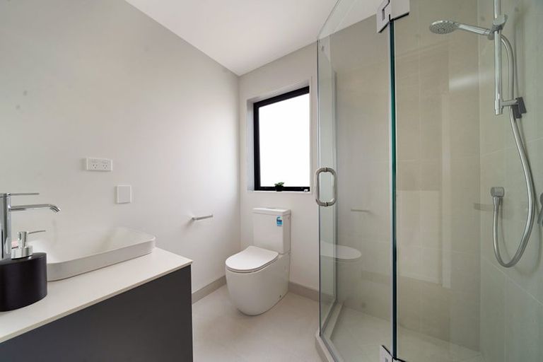 Photo of property in 7/85 Jaemont Avenue, Te Atatu South, Auckland, 0610